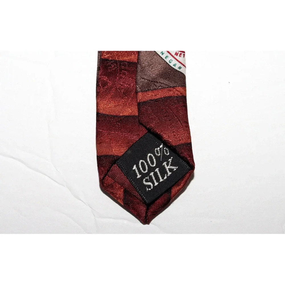Tabasco Men's Tabasco Pepper Sauce Santa Peppers‎ Silk Neck Tie